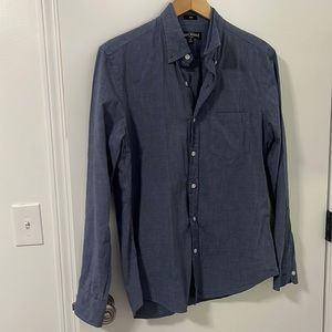 Men’s J.Crew blue slim fit button down dress shirt. Size medium.